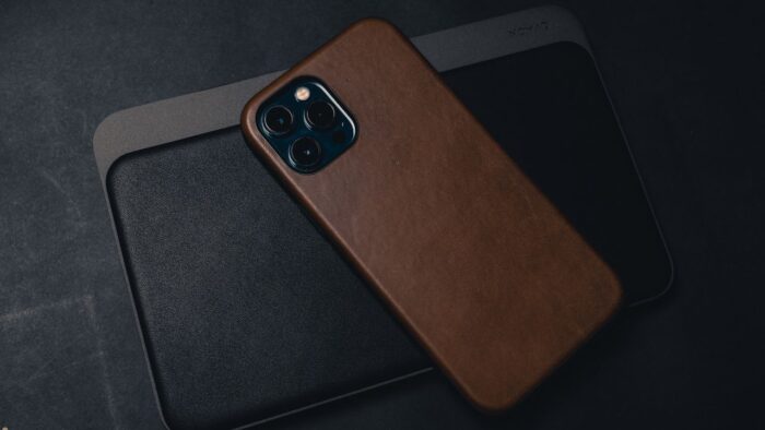 iPhone 16 Pro Brown Leather Case - Image 2